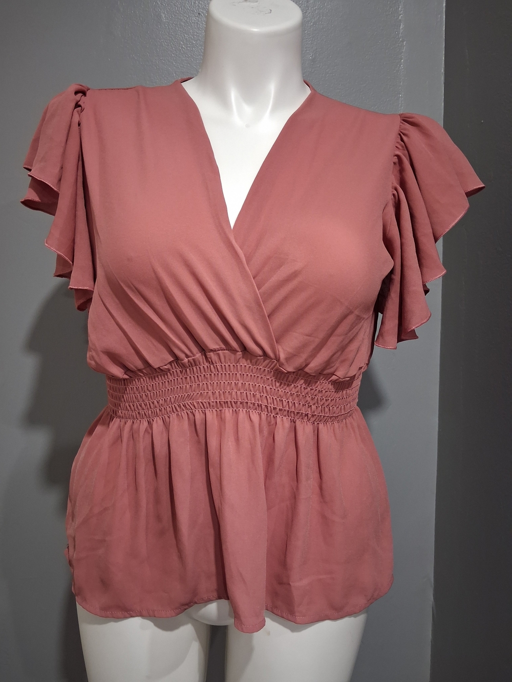 Jon & Anna Dusty Rose V-Neck Flutter Sleeve Peplum Top